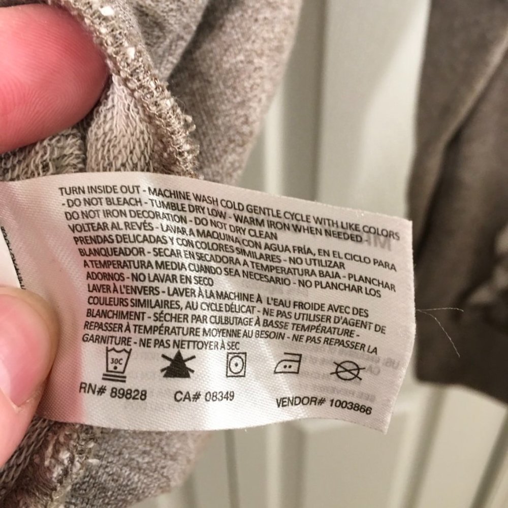 Vintage America Blues Embroidered/Beaded Sweatshirt - Picture 8 of 8